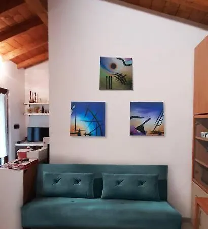 Casa Di Arya Codice Citra Lt-0043