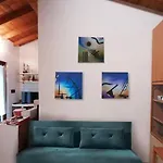 Casa Di Arya Codice Citra Lt-0043