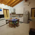Casa Di Arya Codice Citra Lt-0043 Vescina