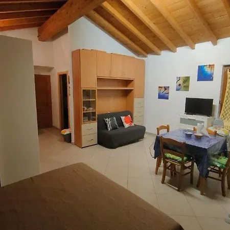 Casa Di Arya Codice Citra Lt-0043